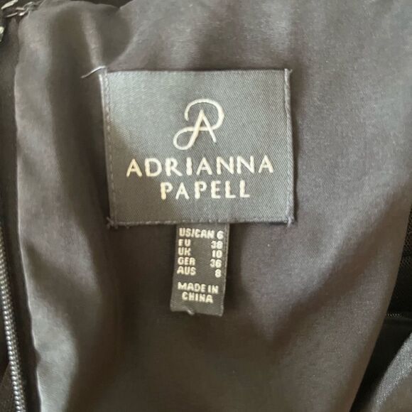 Adrianna Papell black/cream layered net sleeveless v neck dress, lined, size 6. - Picture 8 of 9